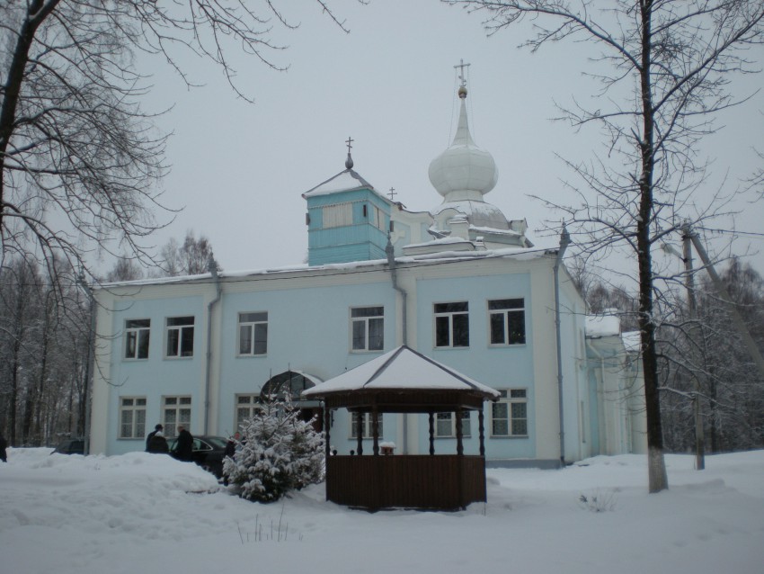 Боровичи. Кафедральный собор Успения Пресвятой Богородицы. фасады