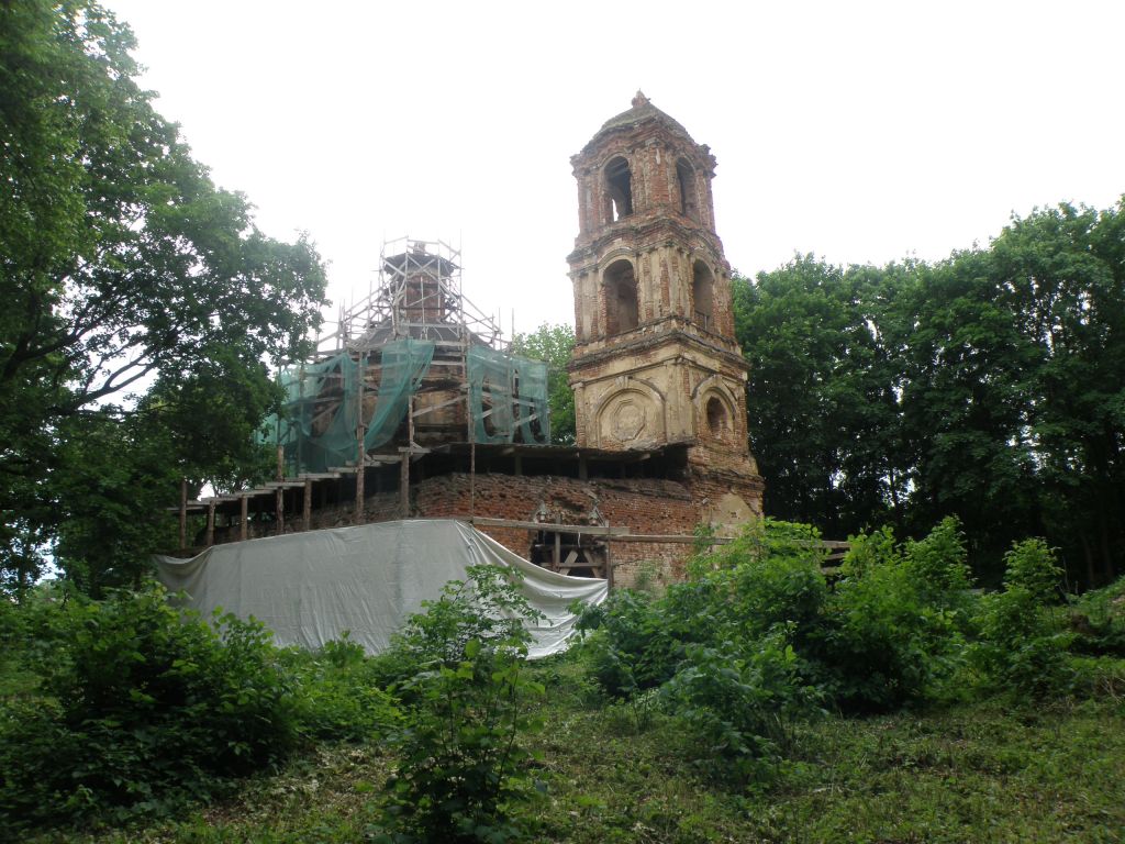 Ерлино. Церковь Михаила Архангела. документальные фотографии