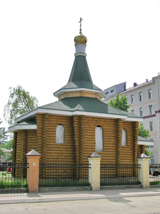 Церковь Пантелеимона Целителя при городской больнице №1, Брянск (Брянск, город, Брянская область). фасады