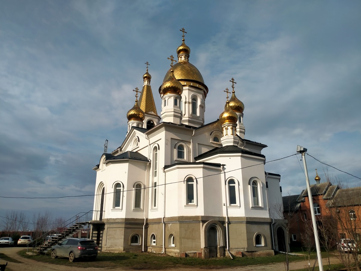Индустриальный. Церковь Николая Чудотворца. фасады