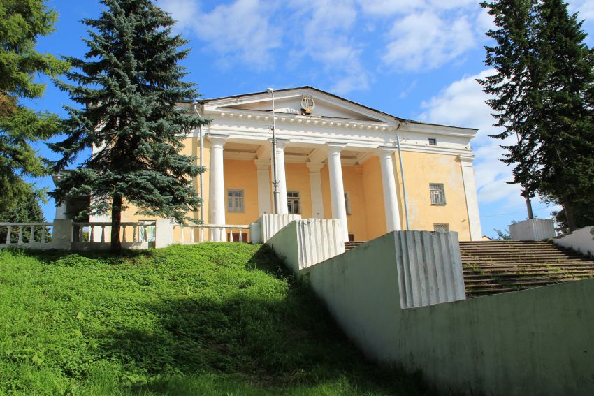Собор Троицы Живоначальной, Боровичи (Боровичский район, Новгородская область). фасады