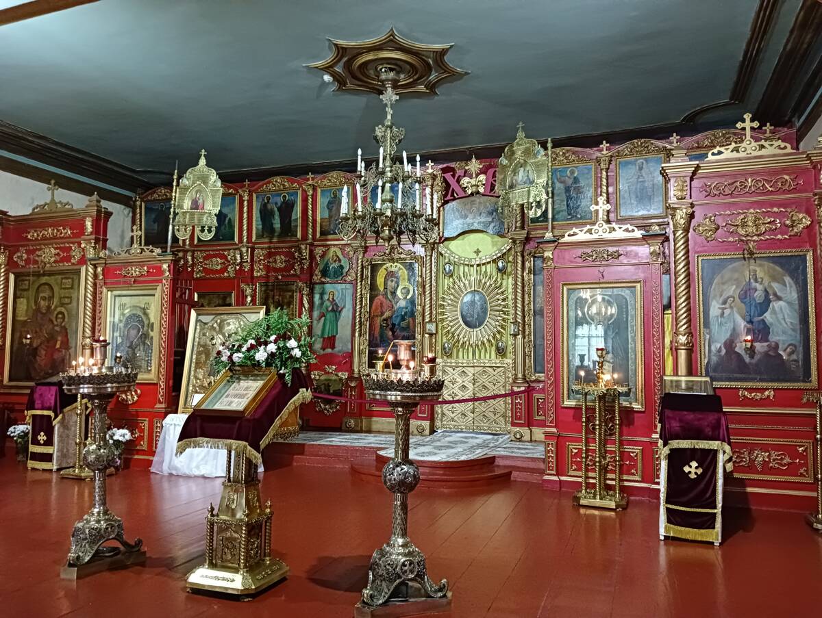 Церковь Воздвижения Креста Господня, Иркутск (Иркутск, город, Иркутская область). интерьер и убранство