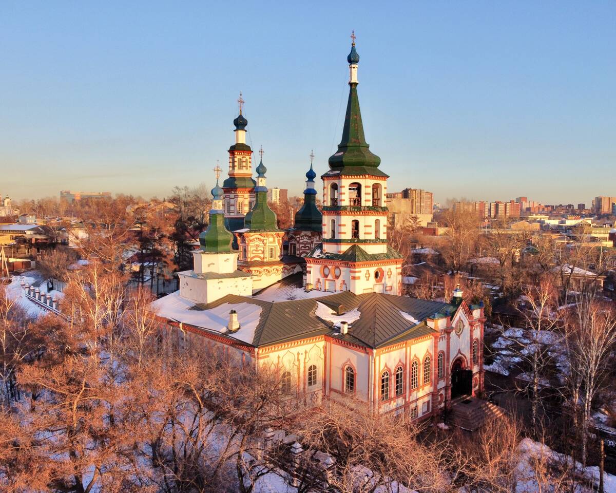 Церковь Воздвижения Креста Господня, Иркутск (Иркутск, город, Иркутская область). художественные фотографии, Вид с СЗ на закате