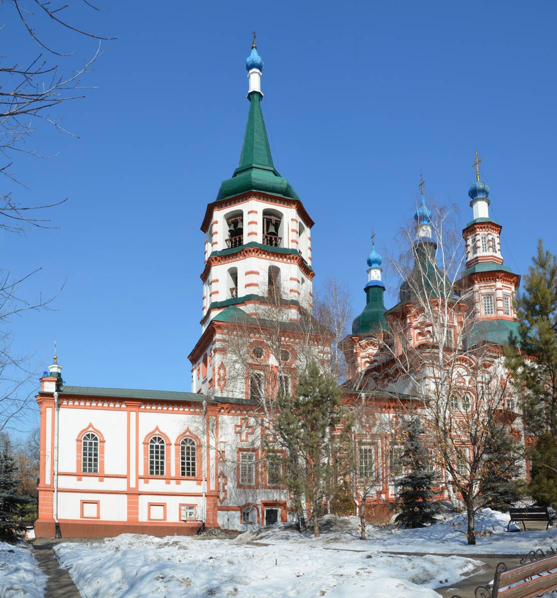 Церковь Воздвижения Креста Господня, Иркутск (Иркутск, город, Иркутская область). фасады, Южный фасад