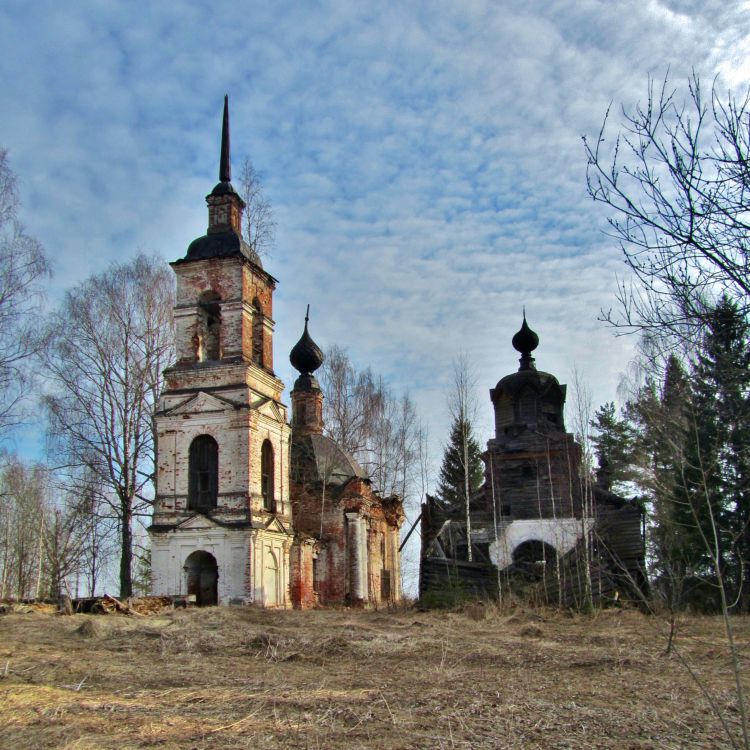 Церковь Николая Чудотворца, Ширяево (Островский район, Костромская область). фасады, рядом в Вознесенской церковью