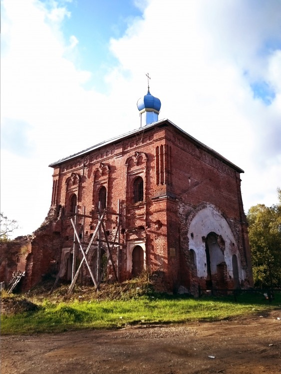 Церковь Преображения Господня, Сляднево (Волоколамский городской округ, Московская область). фасады