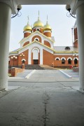 Ноябрьск. Михаила Архангела, церковь