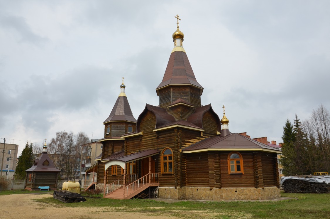Церковь Казанской иконы Божией Матери, Стрелецкий (Орловский район, Орловская область). фасады