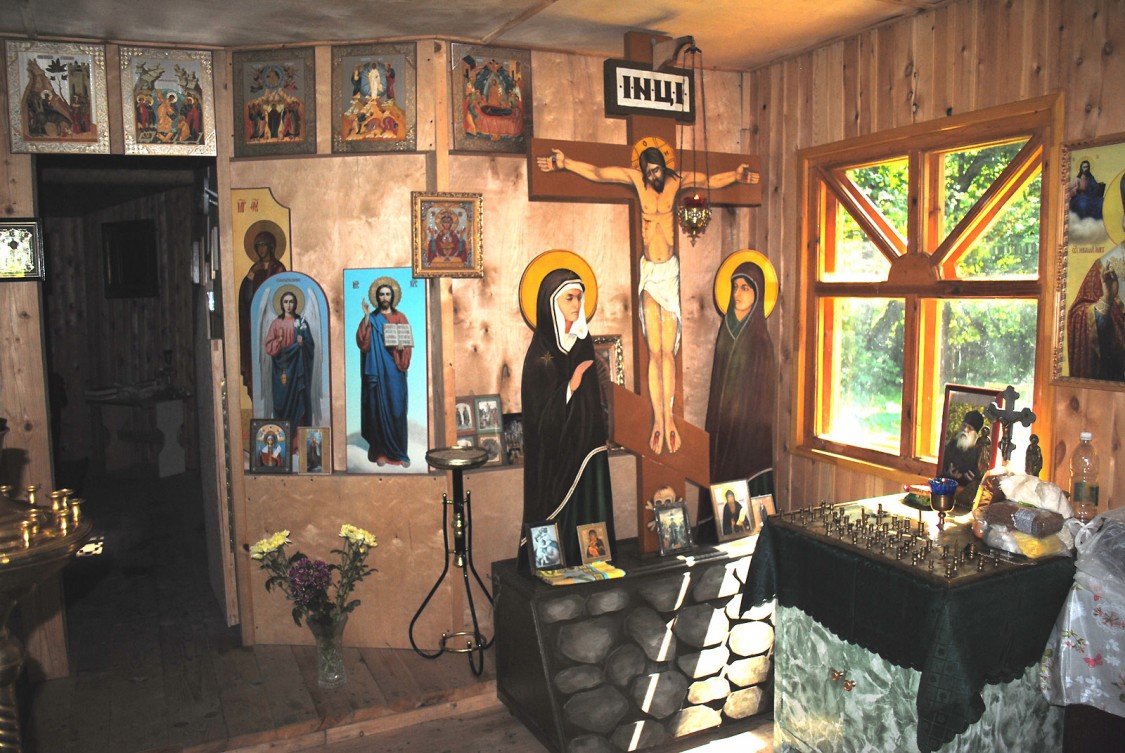 Церковь Георгия (Коссова), Чекряк (Болховский район, Орловская область). интерьер и убранство, Убранство храма Святого священноисповедника Георгия (Коссова).