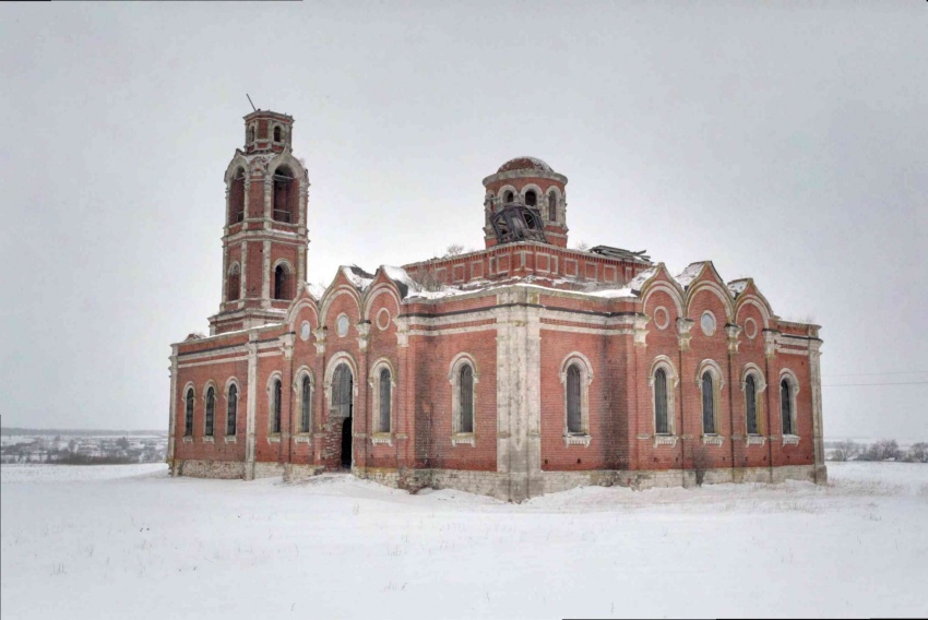 Хавертово. Церковь Иоанна Богослова. общий вид в ландшафте