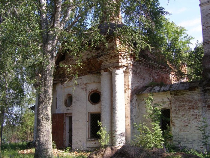 Церковь Николая Чудотворца, Ширяево (Островский район, Костромская область). фасады