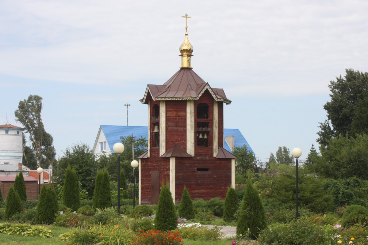 Церковь Александра Невского, Суземка (Суземский район, Брянская область). дополнительная информация, Звонница