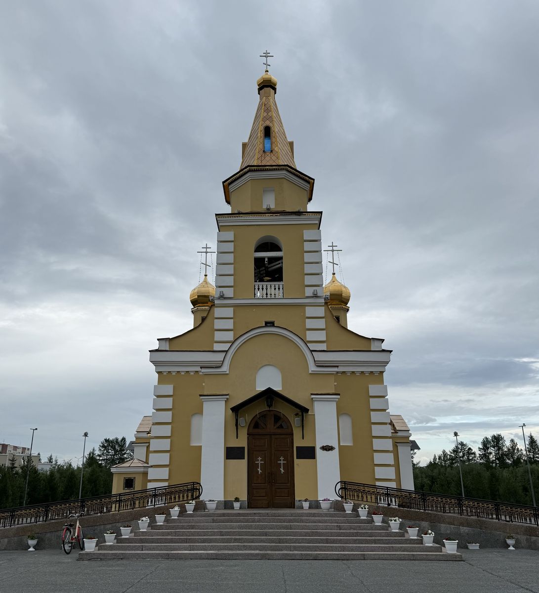 Церковь Николая Чудотворца, Надым (Надымский район и г. Надым, Ямало-Ненецкий автономный округ). фасады, Вид с запада