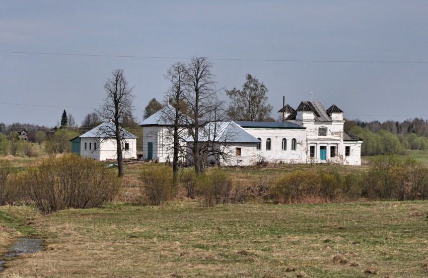 Церковь Благовещения Пресвятой Богородицы, Варваринское, урочище (Чухломский район, Костромская область). общий вид в ландшафте