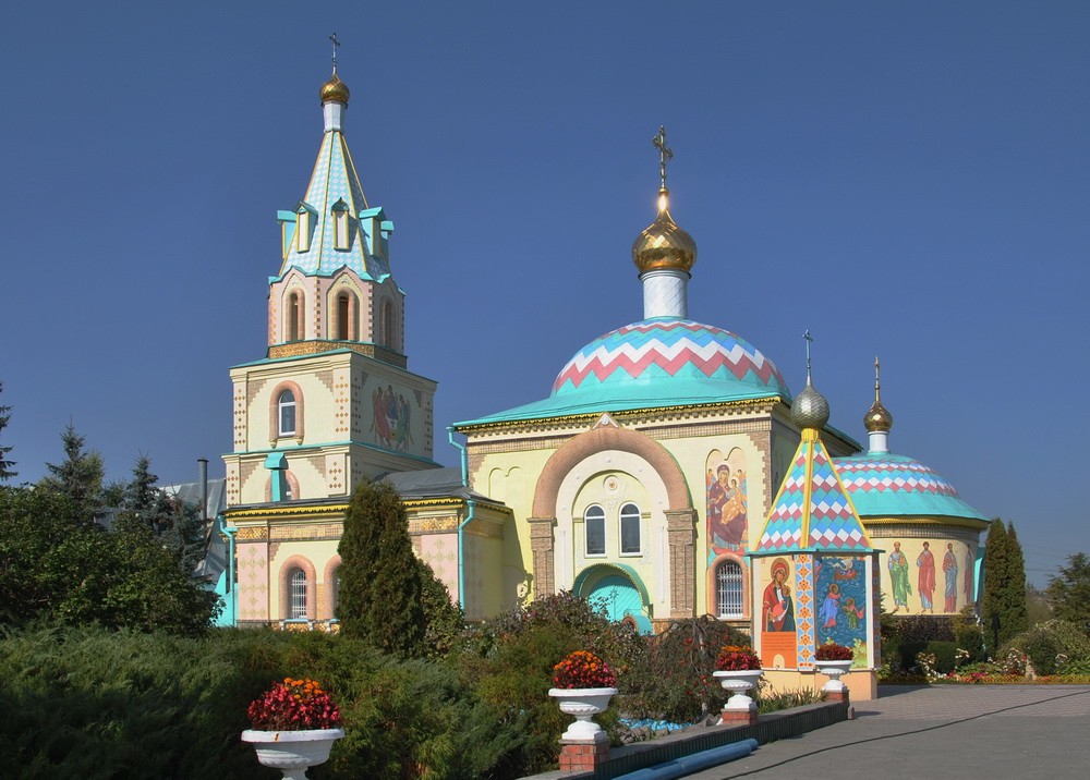 Церковь Параскевы Пятницы, Дедилово (Киреевский район, Тульская область). общий вид в ландшафте