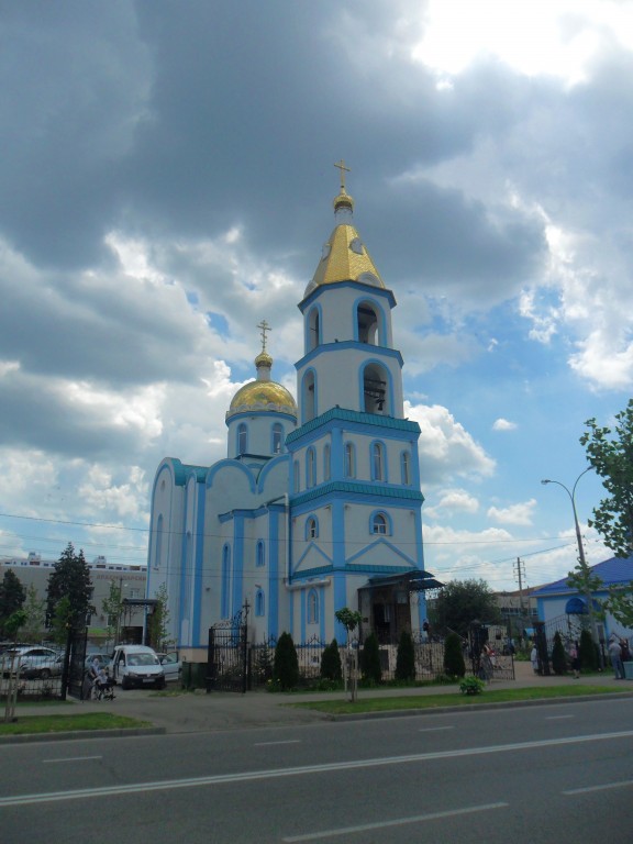 Краснодар. Церковь Покрова Пресвятой Богородицы. фасады
