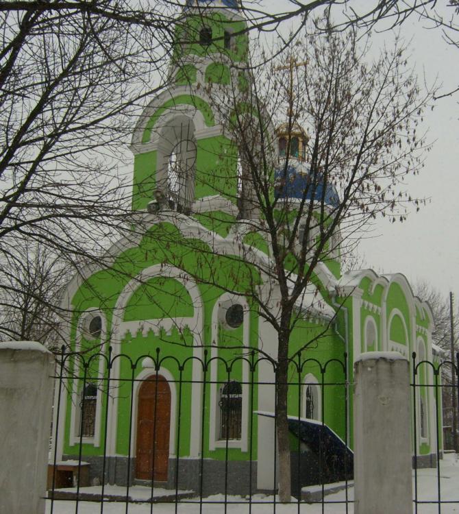 Луганск. Церковь Серафима Саровского. фасады