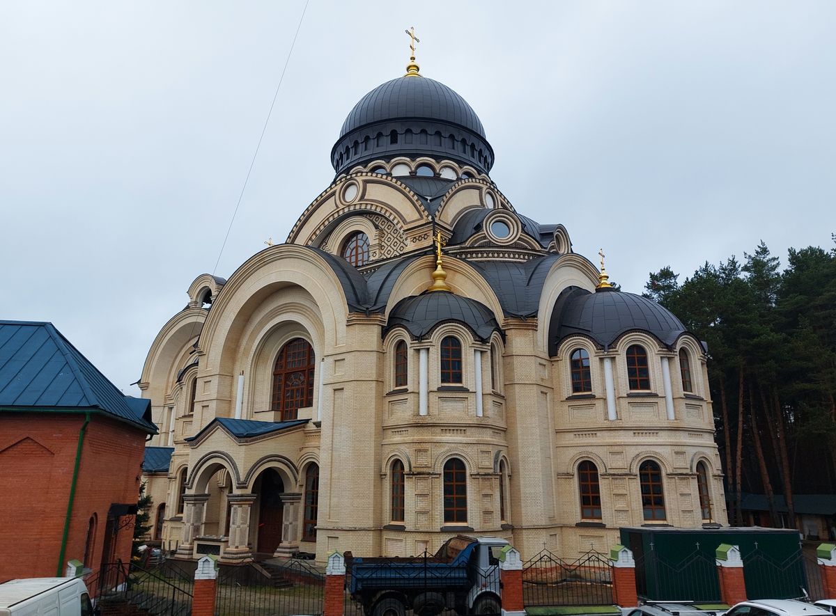Церковь Казанской иконы Божией Матери, Раменское (Раменский район и гг. Бронницы, Жуковский, Московская область). фасады