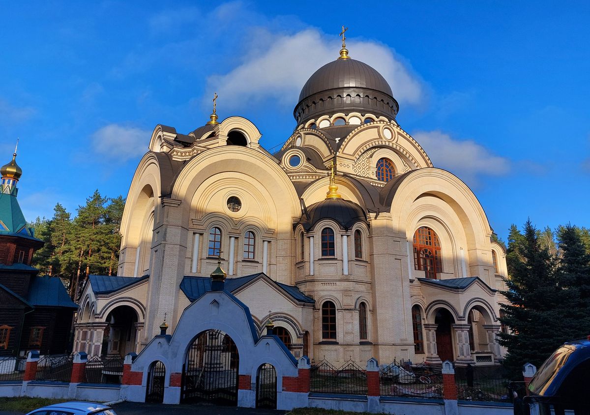 Церковь Казанской иконы Божией Матери, Раменское (Раменский район и гг. Бронницы, Жуковский, Московская область). фасады