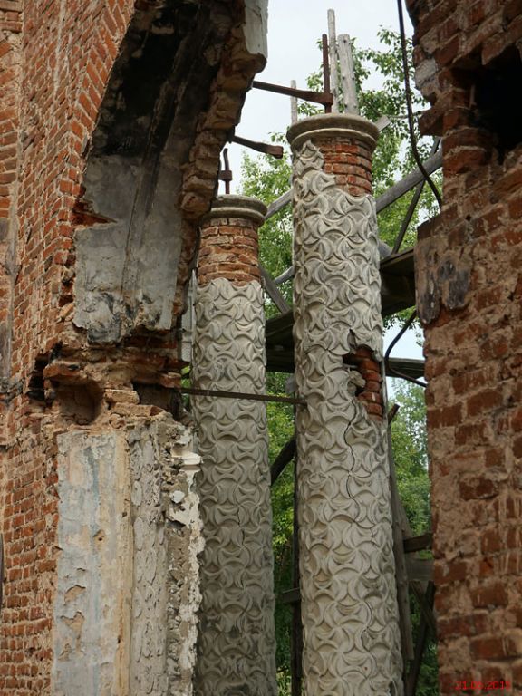 Хмелинец. Церковь Покрова Пресвятой Богородицы. архитектурные детали