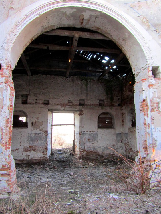Церковь Иоанна Предтечи, Ивановка (Добринский район, Липецкая область). интерьер и убранство, вход и трапезная, вид изнутри