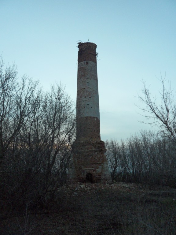 Церковь Иоанна Предтечи, Ивановка (Добринский район, Липецкая область). архитектурные детали, Церковь после частичного обрушения колокольни.