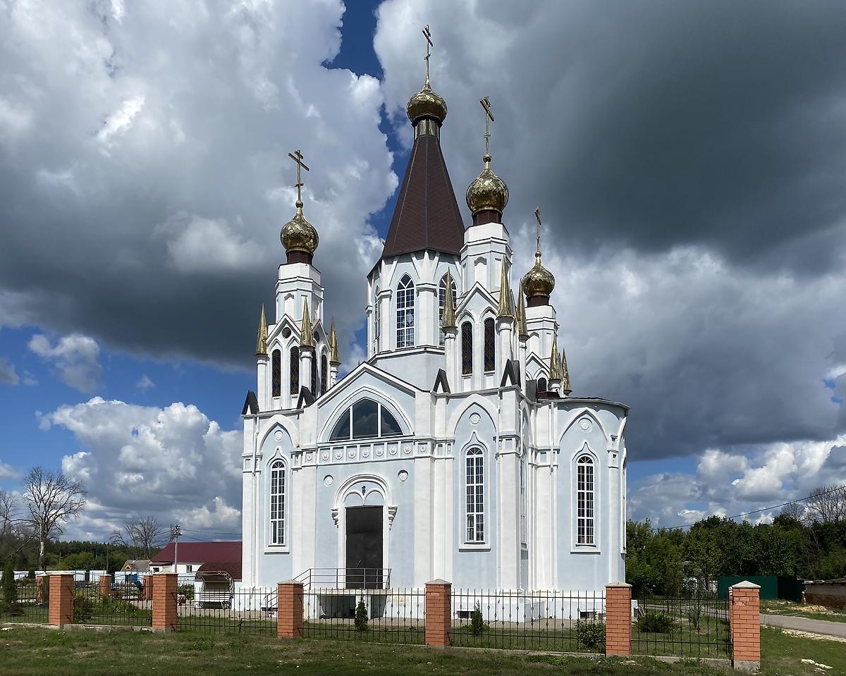 Вид с юго-востока, фасады. Церковь Казанской иконы Божией Матери, Колодезское (Невежколодезное) (Задонский район, Липецкая область)