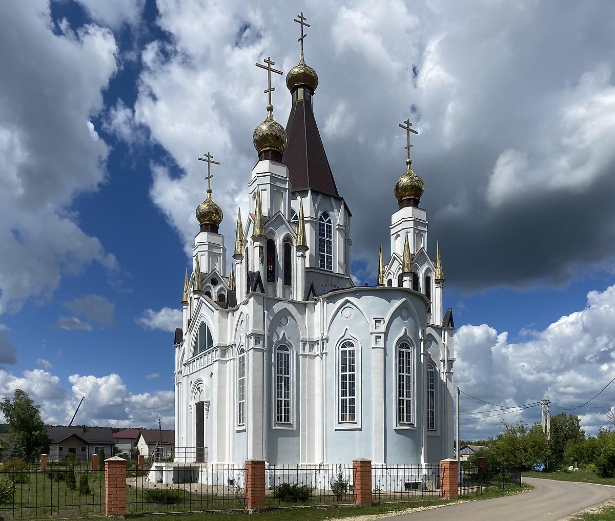 Вид с юго-востока, фасады. Церковь Казанской иконы Божией Матери, Колодезское (Невежколодезное) (Задонский район, Липецкая область)