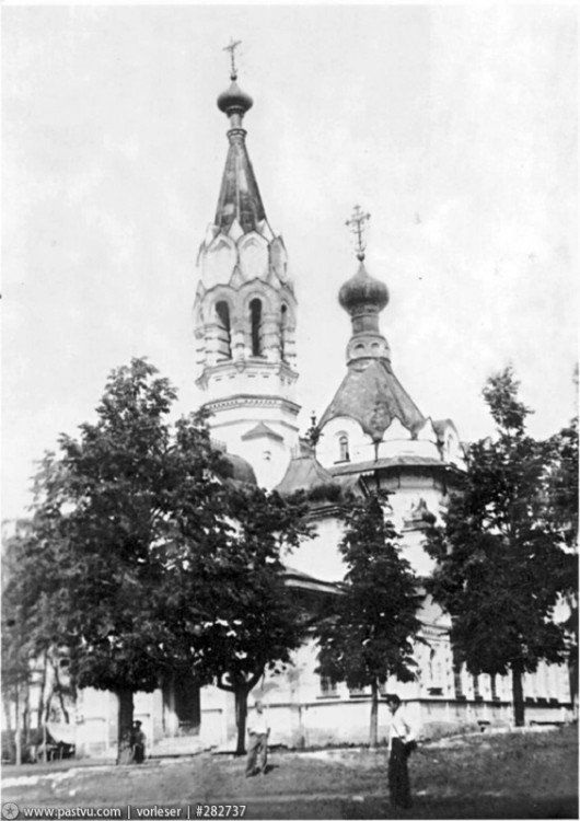 Церковь Димитрия Солунского, Коробовка (Грязинский район, Липецкая область). архивная фотография, источник https://pastvu.com