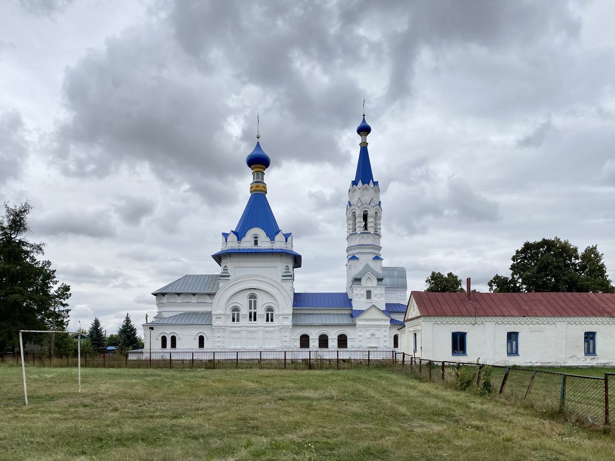 Вид с севера, фасады. Церковь Димитрия Солунского, Коробовка (Грязинский район, Липецкая область)