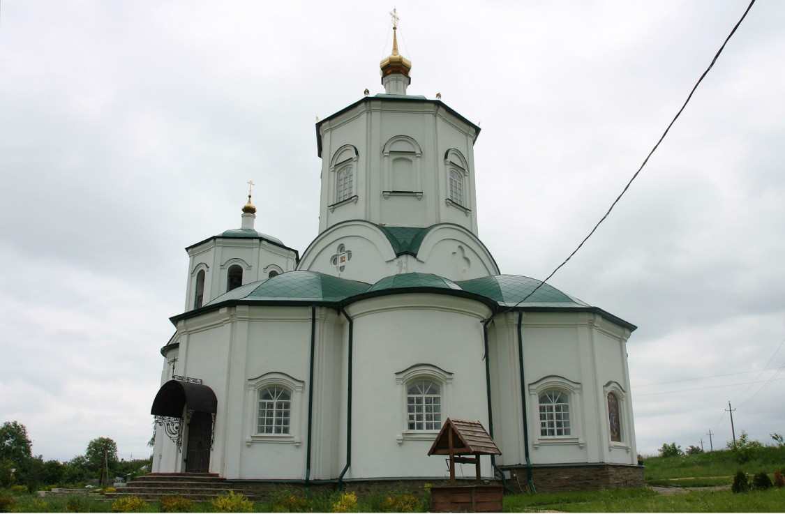 Липовка. Церковь Сергия Радонежского. фасады, вид с востока (апсида) 