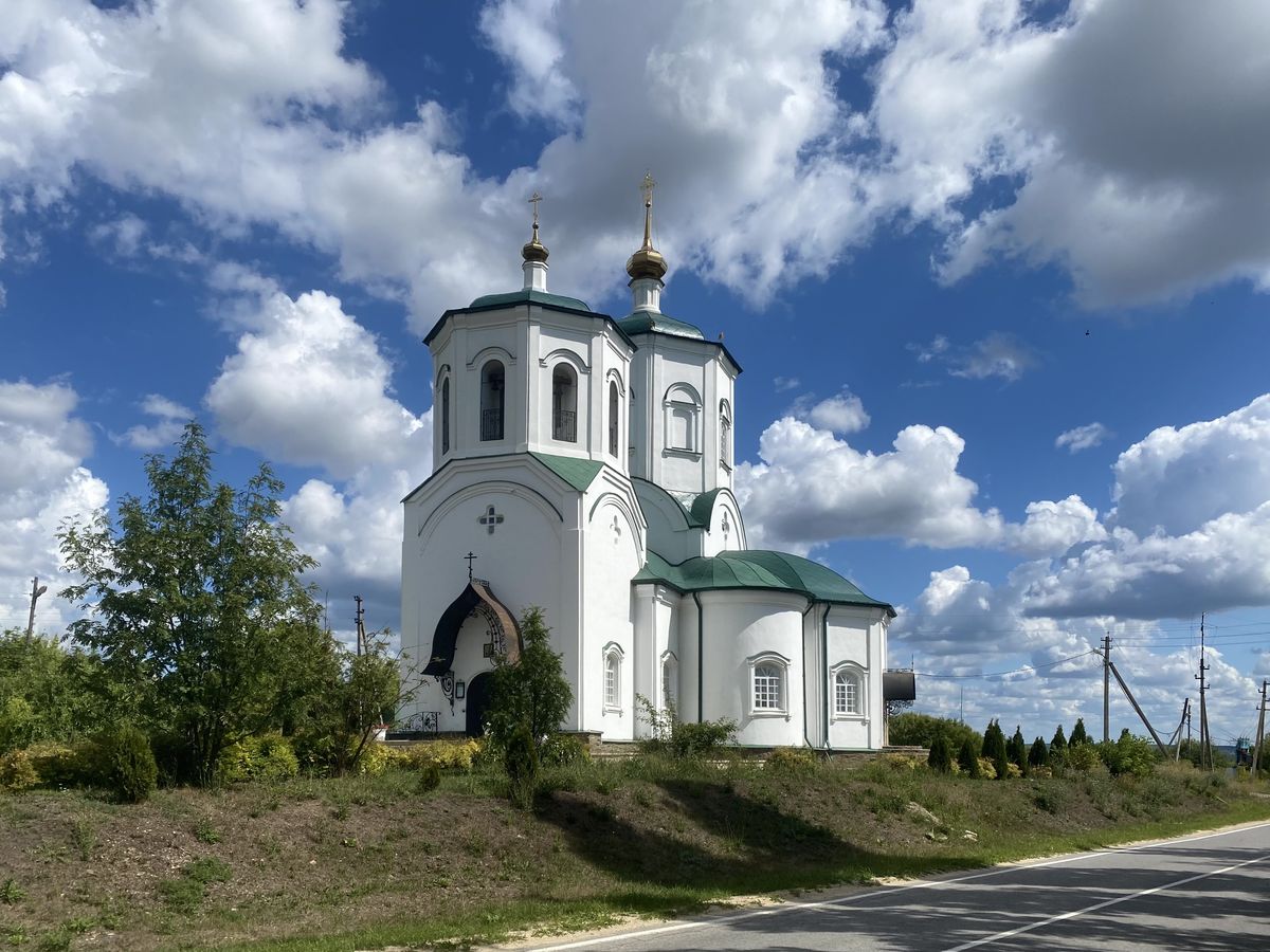 Вид с юго-запада с дороги, фасады. Церковь Сергия Радонежского, Бехтеевка (Липовка) (Задонский район, Липецкая область)