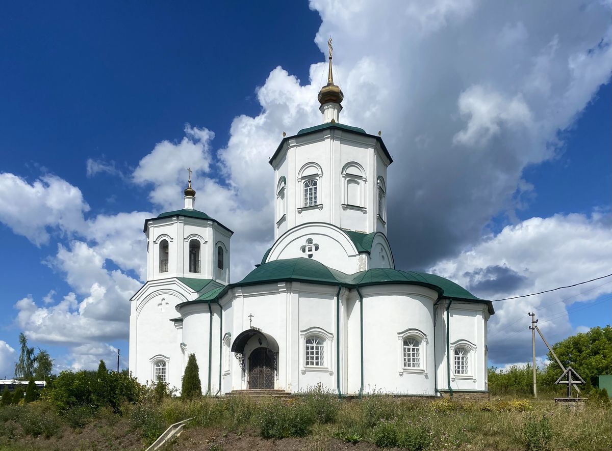 Вид с юго-востока с дороги, фасады. Церковь Сергия Радонежского, Бехтеевка (Липовка) (Задонский район, Липецкая область)