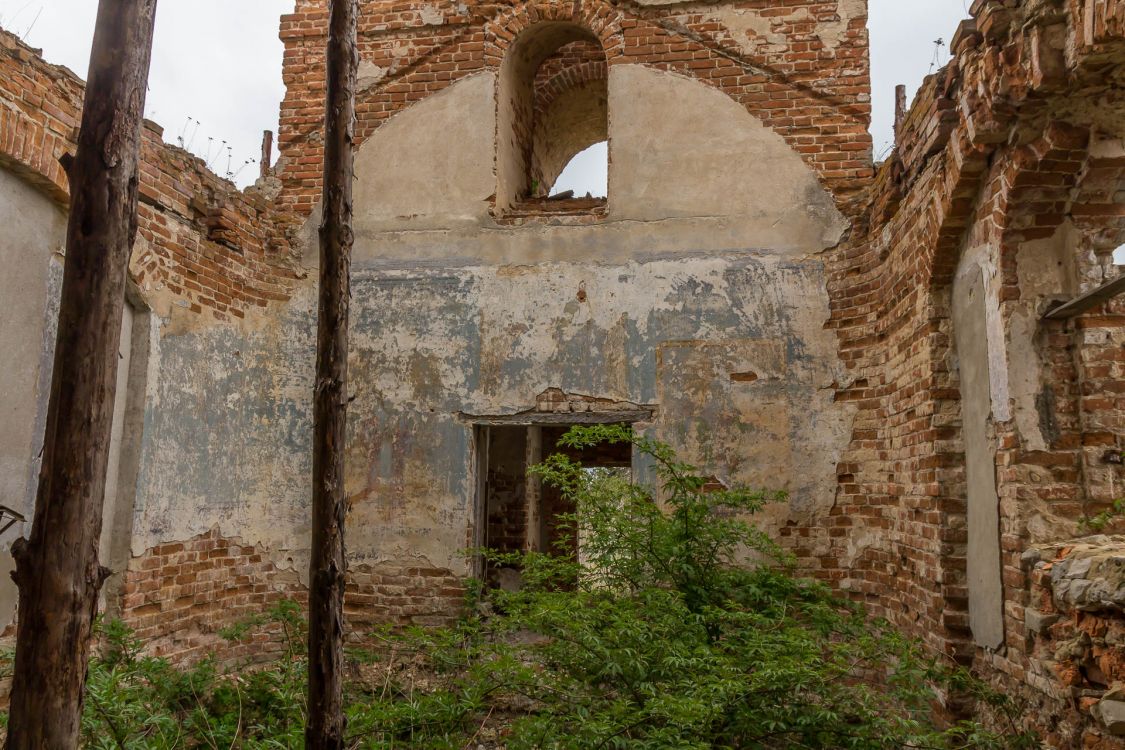 Церковь Николая Чудотворца, Никольское (Задонский район, Липецкая область). интерьер и убранство, Трапезная