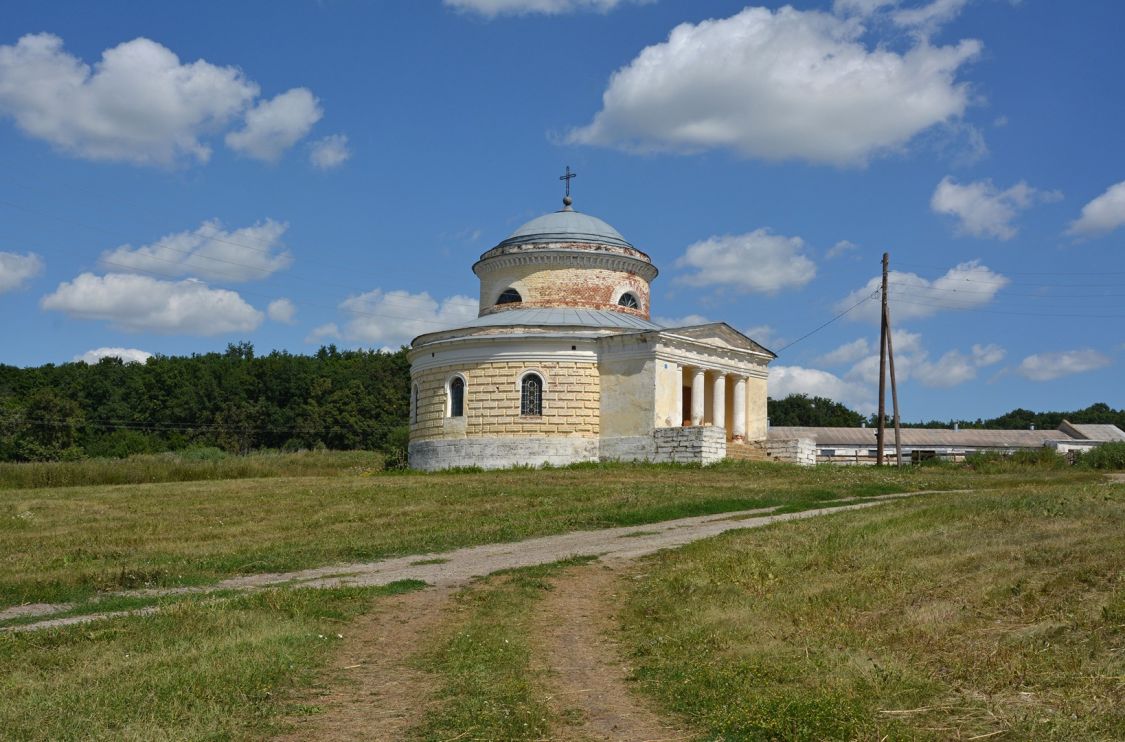 Церковь Михаила Архангела, Пальна-Михайловка (Становлянский район, Липецкая область). общий вид в ландшафте, Вид с юго-запада