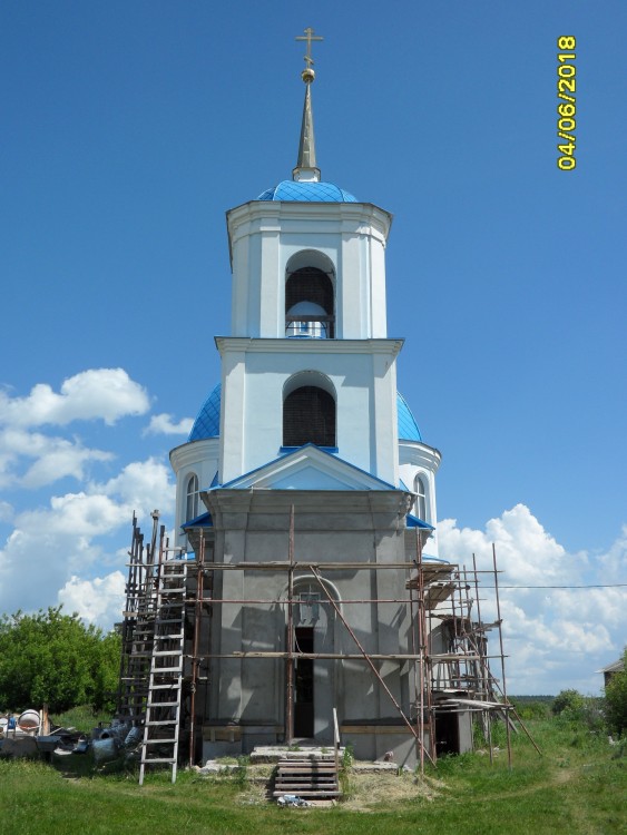 Тростяное. Церковь Покрова Пресвятой Богородицы. фасады