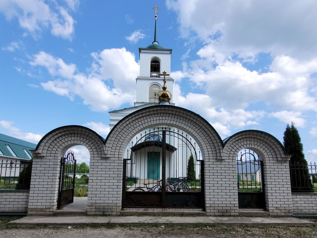 Церковь Спаса Нерукотворного Образа, Трубетчино (Добровский район, Липецкая область). дополнительная информация, главный вход на территорию Церкви