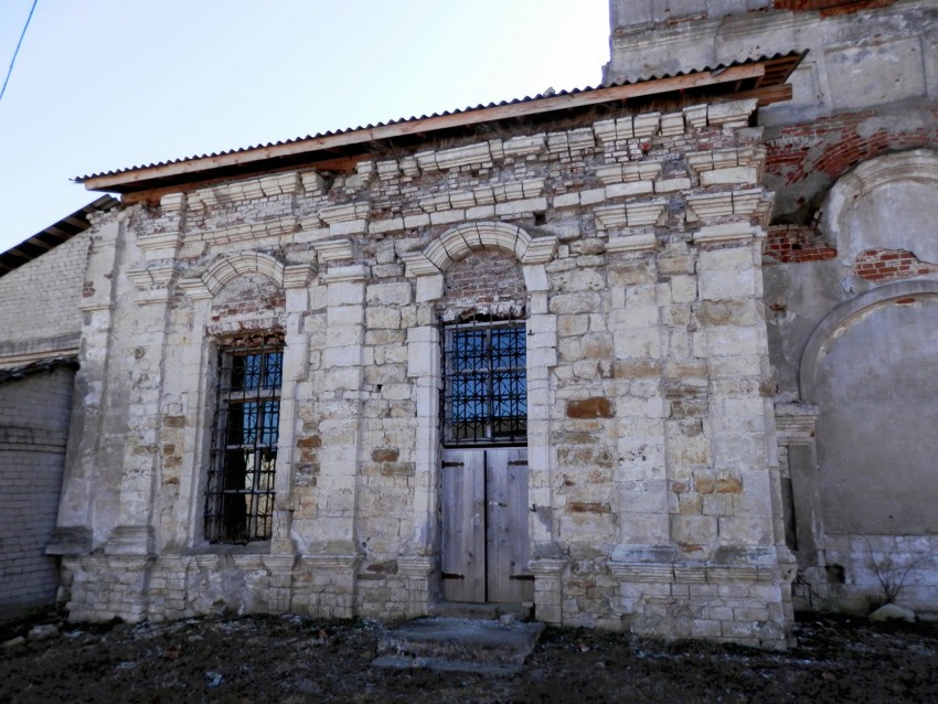 Церковь Флора и Лавра, Степурино (Старицкий район, Тверская область). архитектурные детали