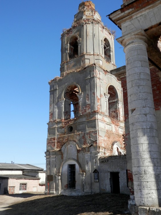 Церковь Флора и Лавра, Степурино (Старицкий район, Тверская область). архитектурные детали