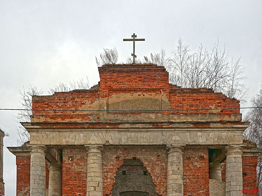 Церковь Флора и Лавра, Степурино (Старицкий район, Тверская область). архитектурные детали
