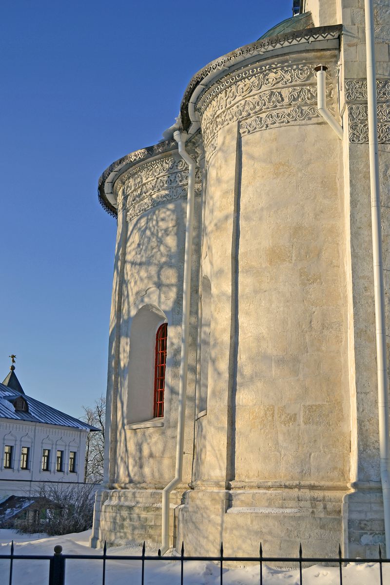 архитектурные детали. Саввино-Сторожевский монастырь. Собор Рождества Пресвятой Богородицы, Звенигород (Одинцовский городской округ и ЗАТО Власиха, Краснознаменск, Московская область)