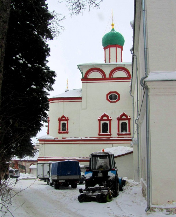 Звенигород. Саввино-Сторожевский монастырь. Церковь Спаса Преображения. фасады, северная сторона