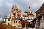 Звенигород. Саввино-Сторожевский монастырь. Церковь Сергия Радонежского в звоннице