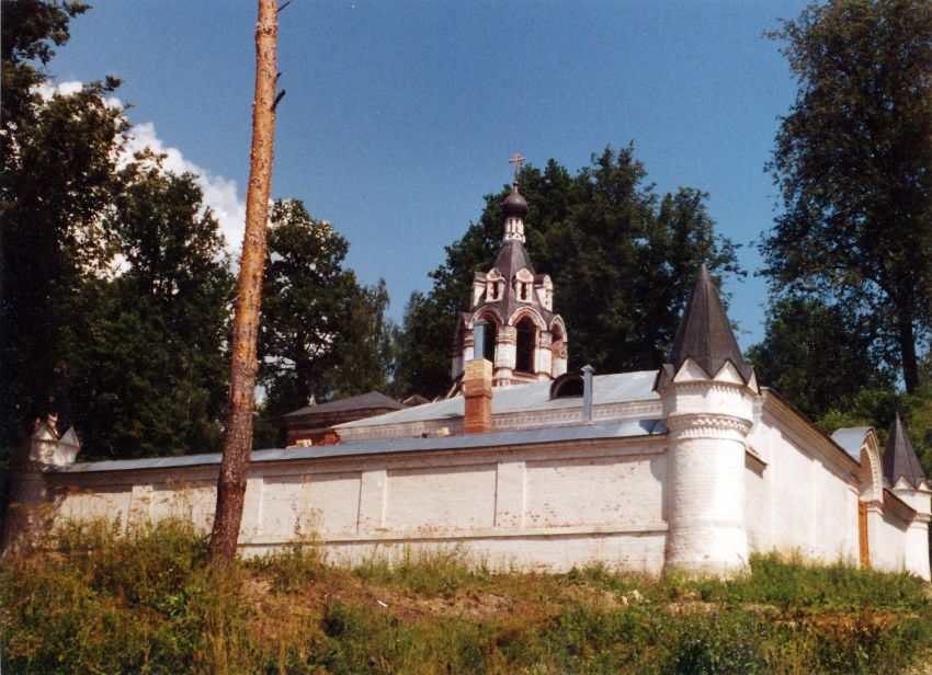 Церковь Саввы Сторожевского в Саввинском скиту, Звенигород (Одинцовский городской округ и ЗАТО Власиха, Краснознаменск, Московская область). фасады