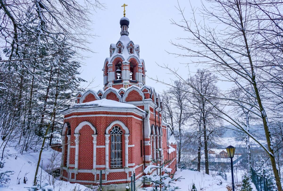 Церковь Саввы Сторожевского в Саввинском скиту, Звенигород (Одинцовский городской округ и ЗАТО Власиха, Краснознаменск, Московская область). фасады