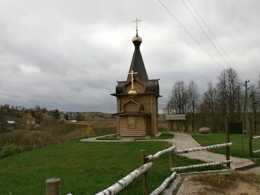 Церковь Преображения Господня, Малоярославец (Малоярославецкий район, Калужская область). общий вид в ландшафте