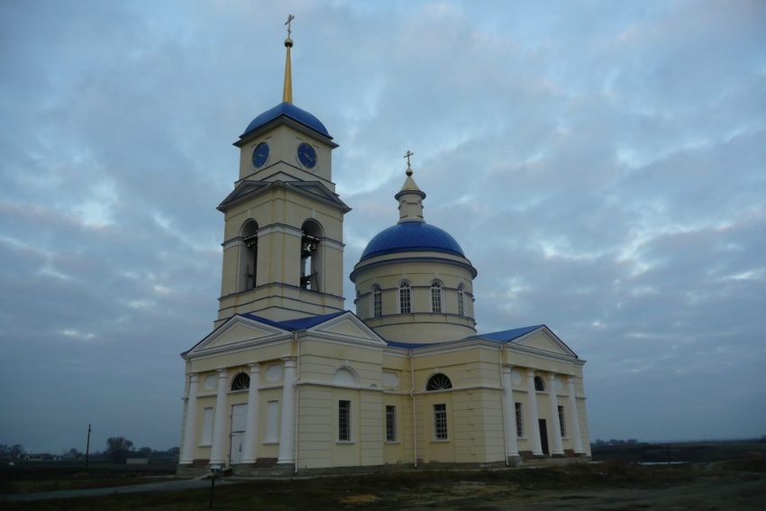 Церковь Рождества Христова, Солнцево (Чаплыгинский район, Липецкая область). общий вид в ландшафте