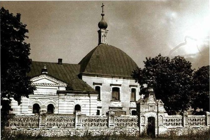 Новоникольское. Церковь Николая Чудотворца. архивная фотография, источник: Храмы и монастыри Липецкой и Елецкой епархии. Данковский район. Год: 2011, Автор: А.Клоков, А.Найденов.