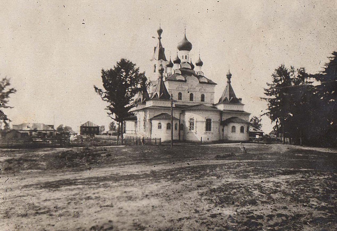 Церковь Покрова Пресвятой Богородицы, Кирс (Верхнекамский район, Кировская область). архивная фотография, Фото с сайта: http://www.kirscity.ru/