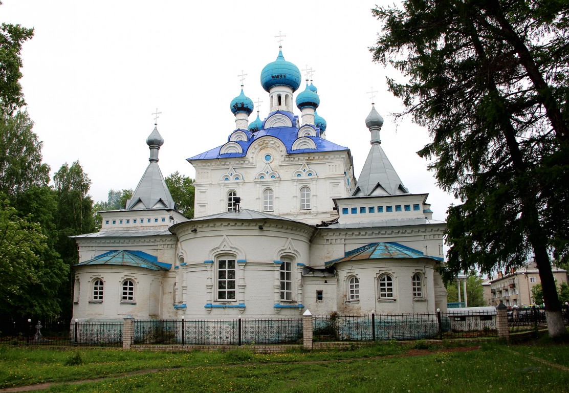 Церковь Покрова Пресвятой Богородицы, Кирс (Верхнекамский район, Кировская область). фасады, Вид с востока.